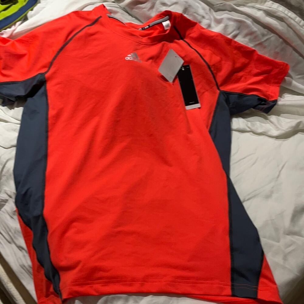 Adidas xl reddish orangish per dance t NWT